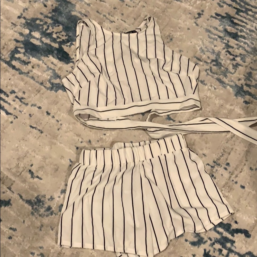 2 piece set